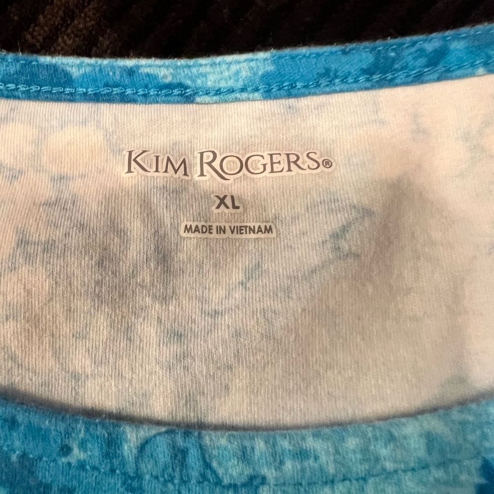 Kim Rogers 3/4 Sleeve Top - Picture 6 of 8